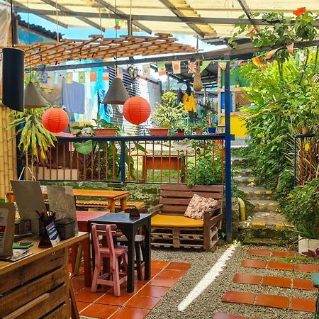 Kimana Hostal سانتا روزا دي كابال المظهر الخارجي الصورة
