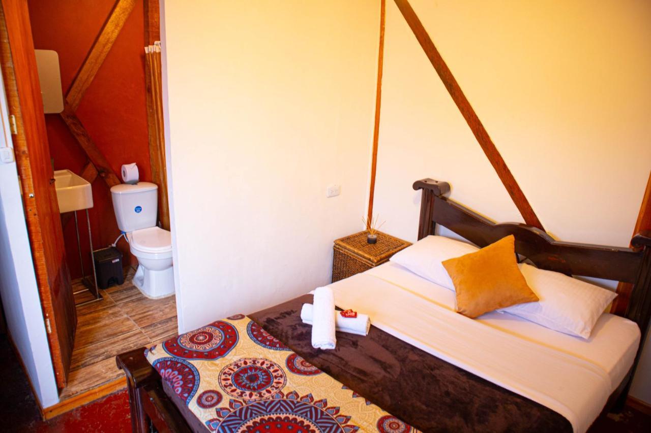 Kimana Hostal سانتا روزا دي كابال المظهر الخارجي الصورة