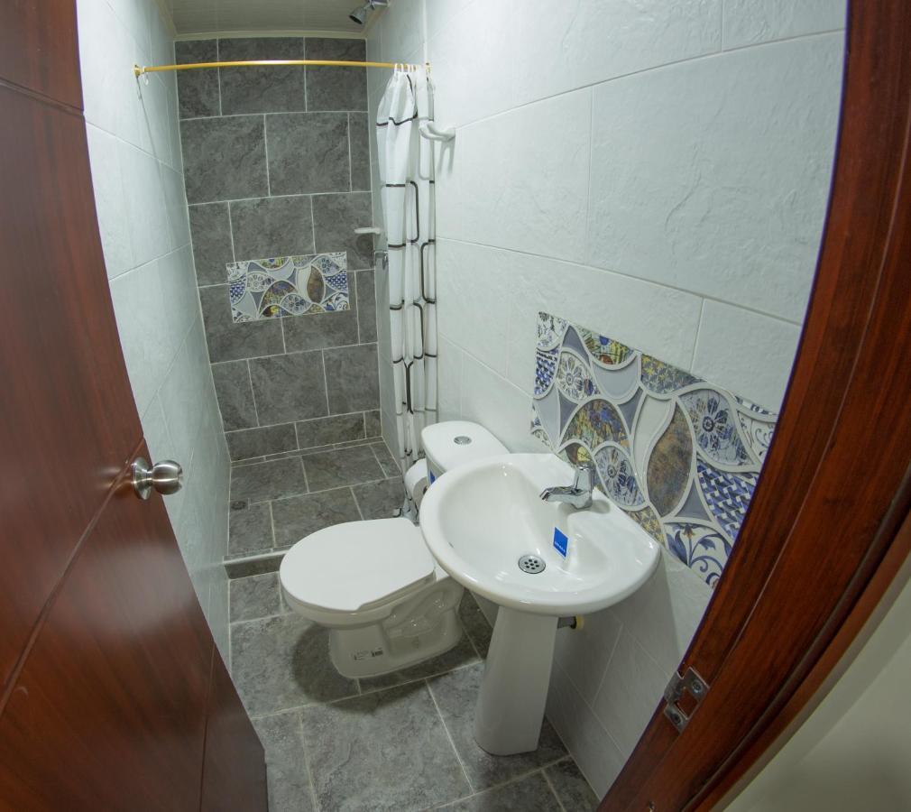 Kimana Hostal سانتا روزا دي كابال المظهر الخارجي الصورة